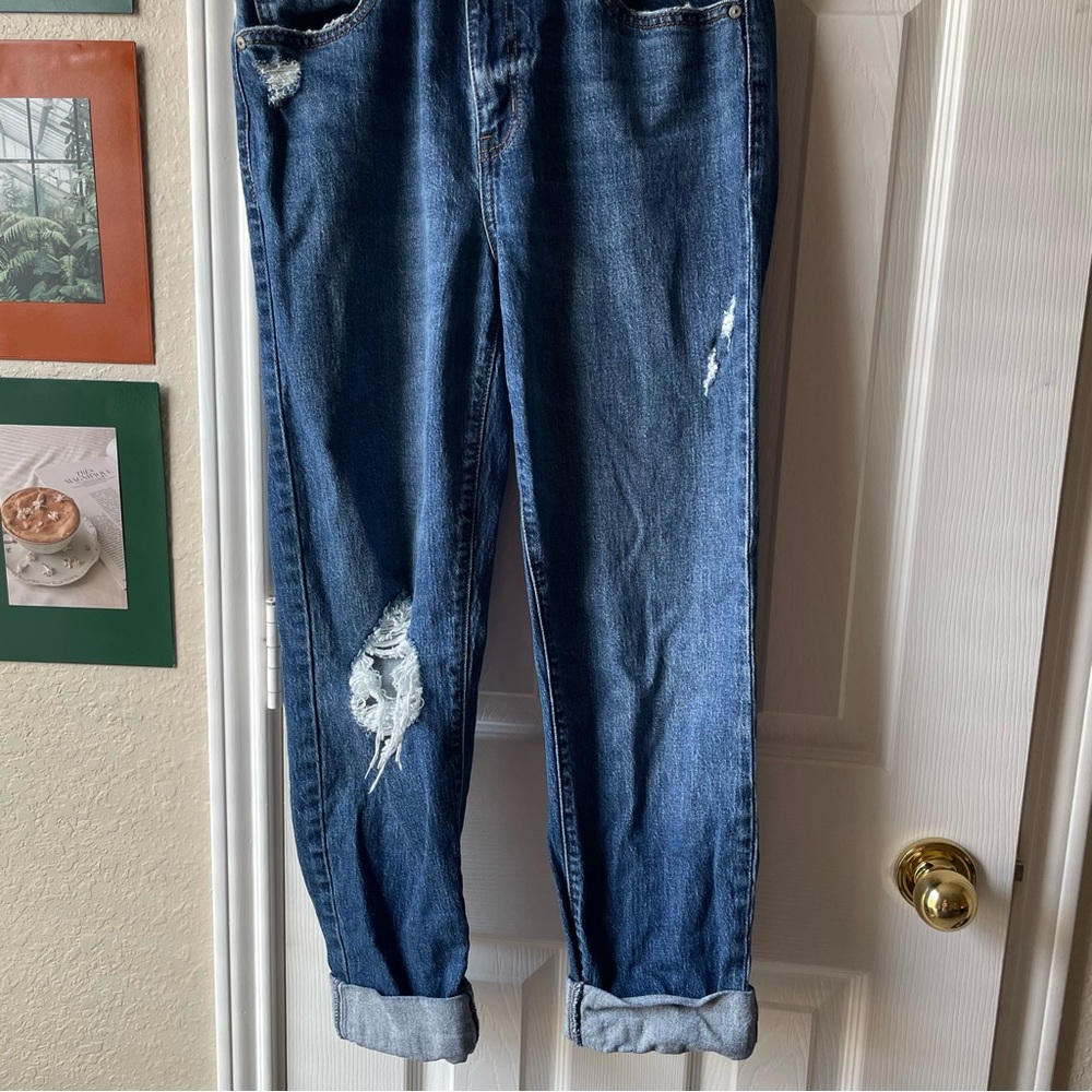 Boutique; size 9 mom jeans